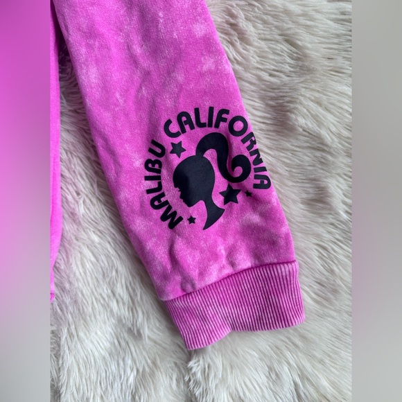 Barbie Hot Pink Acid Wash Embroidered Star Sweatshirt Size Large / L - Picture 3 of 7